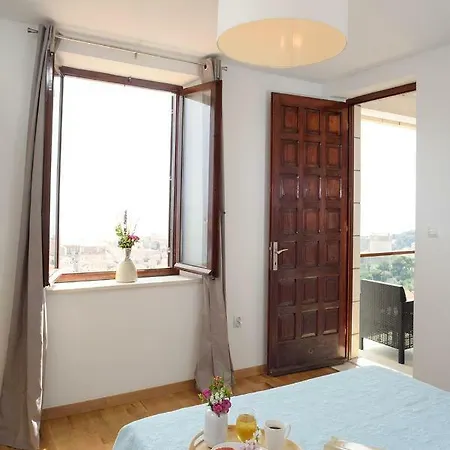 Divine View Apartment